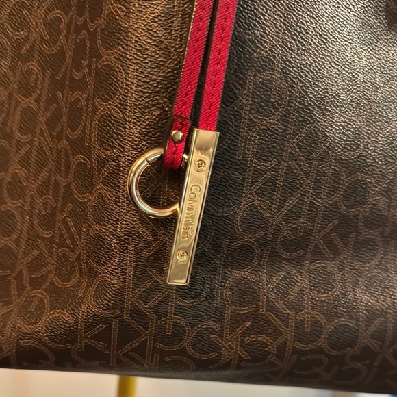 Calvin Klein Brown and Red Shoulder Bag with Gold Accents - Picture 2 of 16